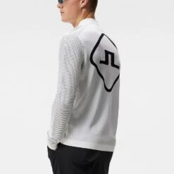 J.Lindeberg Golf Mid Layer - Rolf Hybrid Knit FZ - White SS23 16 J.Lindeberg Golf Mid Layer - Rolf Hybrid Knit FZ - White SS23 -Golf Fashion Shop 0055 amkw07594 0000 004 original
