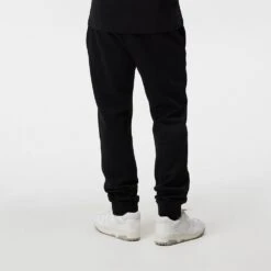 J.Lindeberg Athleisure Joggers - Alpha Fleece Pant - Black AW23 -Golf Fashion Shop j lindeberg athleisure joggers alpha fleece pant black aw23 amjs09056 9999 73
