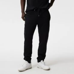 J.Lindeberg Athleisure Joggers - Alpha Fleece Pant - Black AW23 -Golf Fashion Shop j lindeberg athleisure joggers alpha fleece pant black aw23 amjs09056 9999 74