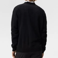 J.Lindeberg Golf Jumper - Lucas Knitted Cardigan - Black AW23 -Golf Fashion Shop j lindeberg golf jumper lucas knitted cardigan black aw23 gmkw09396 9999 9