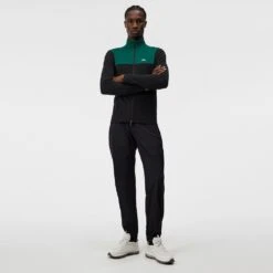 J.Lindeberg Golf Mid Layer - Banks FZ - Rain Forest AW23 -Golf Fashion Shop j lindeberg golf mid layer banks fz rain forest aw23 amjs09082 m374 79