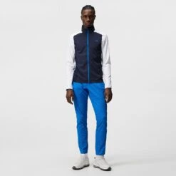 J.Lindeberg Golf Mid Layer - Melker FZ - JL Navy SS23 16 J.Lindeberg Golf Mid Layer - Melker FZ - JL Navy SS23 -Golf Fashion Shop j lindeberg golf pullover melker mesh mid layer jl navy ss23 amjs07875 6855 e
