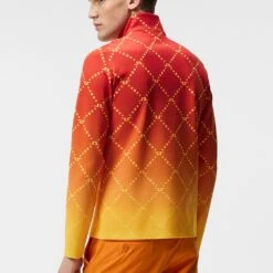 J.Lindeberg Golf Mid Layer - Omnia FZ - Sunset Fade SS23 16 J.Lindeberg Golf Mid Layer - Omnia FZ - Sunset Fade SS23 -Golf Fashion Shop j lindeberg golf pullover omnia mid layer sunset fade logo ss23 amjs07876 i174 e