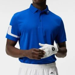 J.Lindeberg Golf Shirt - Heath Regular Fit - Surf The Web HS23 -Golf Fashion Shop j lindeberg golf shirt heath regular fit surf the web hs23 gmjt09778 o316 2