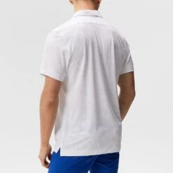 J.Lindeberg Golf Shirt - Resort Relaxed Fit - White HS23 -Golf Fashion Shop j lindeberg golf shirt resort relaxed fit white hs23 gmjt08406 0000 d