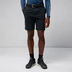 J.Lindeberg Golf Shorts - Vent Tight Fit - Black AW23 -Golf Fashion Shop j lindeberg golf shorts vent aw22 01a