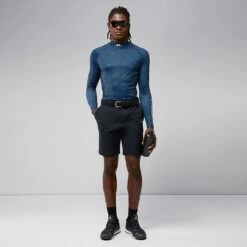 J.Lindeberg Golf Shorts - Vent Tight Fit - Black AW23 -Golf Fashion Shop j lindeberg golf shorts vent aw22 01b