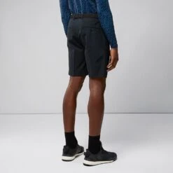 J.Lindeberg Golf Shorts - Vent Tight Fit - Black AW23 -Golf Fashion Shop j lindeberg golf shorts vent aw22 01d