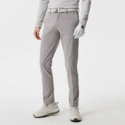 J.Lindeberg Golf Trousers - Ellott Pant Slim - Light Grey Mel. SS23 14 J.Lindeberg Golf Trousers - Ellott Pant Slim - Light Grey Mel. SS23 -Golf Fashion Shop j lindeberg golf trousers ellott grey 01 3