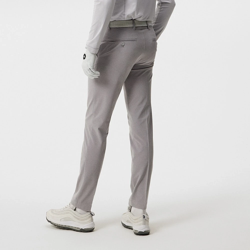 J.Lindeberg Golf Trousers - Ellott Pant Slim - Light Grey Mel. SS23 8 J.Lindeberg Golf Trousers - Ellott Pant Slim - Light Grey Mel. SS23 - Image 6