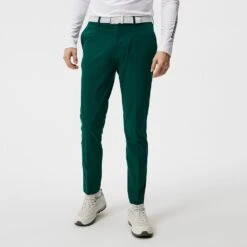 J.Lindeberg Golf Trousers - Vent Pant Slim - Rain Forest SS23 -Golf Fashion Shop j lindeberg golf trousers vent rain forest 4