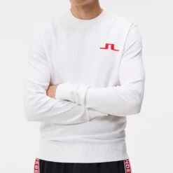 J.Lindeberg Golf Jumper - Gus Knitted Sweater - White AW23 15 J.Lindeberg Golf Jumper - Gus Knitted Sweater - White AW23 -Golf Fashion Shop j lindeberg golf jumper gus knitted sweater white aw23 2 lifestyle