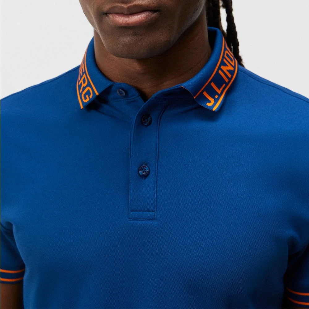 J.Lindeberg Golf Shirt - Austin Regular Fit - Estate Blue AW23 9 J.Lindeberg Golf Shirt - Austin Regular Fit - Estate Blue AW23 - Image 7