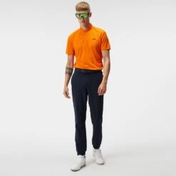 J.Lindeberg Golf Shirt - Bode Regular Fit - Exuberance AW23 19 J.Lindeberg Golf Shirt - Bode Regular Fit - Exuberance AW23 -Golf Fashion Shop j lindeberg golf shirt bode regular fit exuberance aw23 6 detail