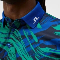 J.Lindeberg Golf Shirt - KV Print Regular Fit - Death Valley AW23 19 J.Lindeberg Golf Shirt - KV Print Regular Fit - Death Valley AW23 -Golf Fashion Shop j lindeberg golf shirt kv print regular fit death valley aw23 gmjt08571 m503 007 543