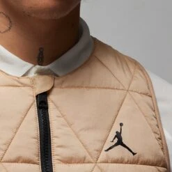 Nike Jordan Golf Gilet - Padded FZ Vest - Hemp FA23 18 Nike Jordan Golf Gilet - Padded FZ Vest - Hemp FA23 -Golf Fashion Shop jordan golf gilet padded fz vest hemp fa23 fb3265 200 31