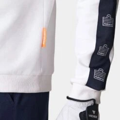 Macade Golf Pullover - Admiral Sportswear Kit Crew - White AW23 21 Macade Golf Pullover - Admiral Sportswear Kit Crew - White AW23 -Golf Fashion Shop macade admiral collaboration 0022 whitekitadmiralcrewneckweb6