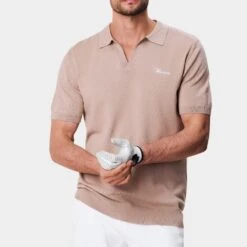 Macade Golf Shirt - Mac Knitted Polo - Brown AW23 -Golf Fashion Shop macade golf 0019 1. mac beige 1296x