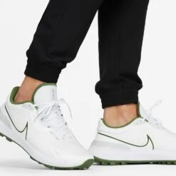Nike Golf Trousers - NK Unscripted Cuffed Jogger - Black FA23 -Golf Fashion Shop nike golf joggers black detail 02