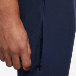 Nike Golf Trousers - NK Unscripted Cuffed Jogger - Midnight Navy FA23 -Golf Fashion Shop nike golf joggers navy detail 04