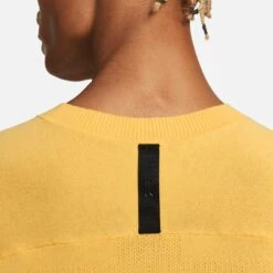Nike Golf Jumper - TW Knit Crew Neck - Topaz Gold SU23 13 Nike Golf Jumper - TW Knit Crew Neck - Topaz Gold SU23 -Golf Fashion Shop nike golf jumper tw knit crew neck topaz gold su23 dr5291 795 68