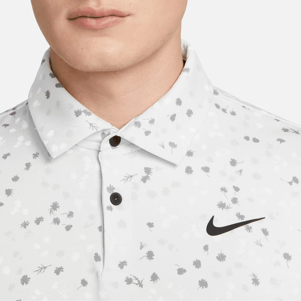 Nike Golf Shirt - NK DF Tour Floral Polo - Photon Dust FA23 9 Nike Golf Shirt - NK DF Tour Floral Polo - Photon Dust FA23 - Image 7