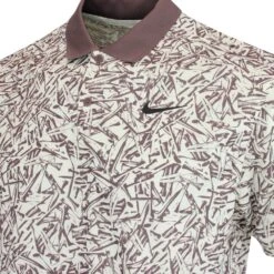 Nike Golf Shirt - NK DF Victory+ Print Polo - Coconut Milk SU23 -Golf Fashion Shop nike golf shirt nk df victory plus print polo coconut milk su23 dv8497 113 o