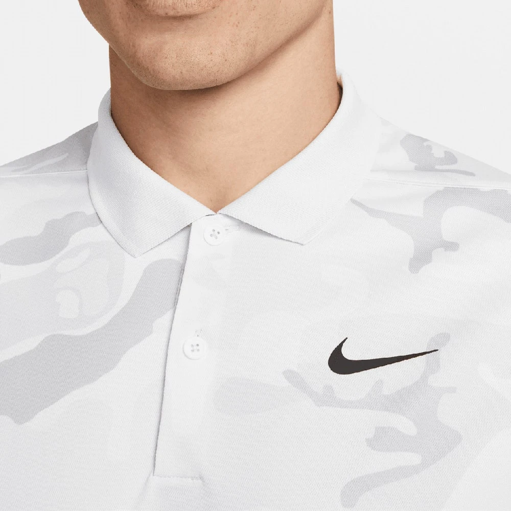 Nike Golf Shirt - NK DF Victory+ Camo Polo - Photon Dust FA23 9 Nike Golf Shirt - NK DF Victory+ Camo Polo - Photon Dust FA23 - Image 7