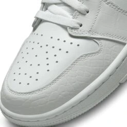 Nike Golf Shoes - Air Jordan 1 Low G - White Croc SP23 -Golf Fashion Shop nike golf shoes air jordan 1 low g white croc sp23dd9315 110 h
