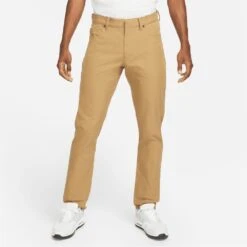 Nike Golf Trousers - NK 5 Pocket Repel Slim - Dk Driftwood FA23 16 Nike Golf Trousers - NK 5 Pocket Repel Slim - Dk Driftwood FA23 -Golf Fashion Shop nike golf trousers nk 5 pocket repel slim dk driftwood su23 da3064 258 143