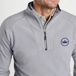 Peter Millar Golf Pullover - Thermal Micro Fleece QZ - Gale Grey AW23 18 Peter Millar Golf Pullover - Thermal Micro Fleece QZ - Gale Grey AW23 -Golf Fashion Shop peter millar model shot 0000s 0024 mf23ez38 gale alt z